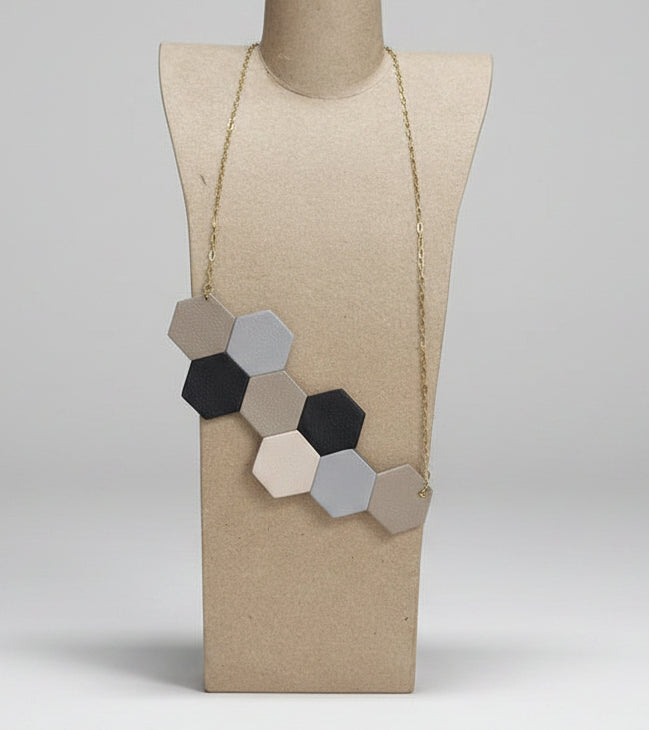 Collier Réversible en Cuir & Chaîne Dorée – Tons Verts ou Neutres