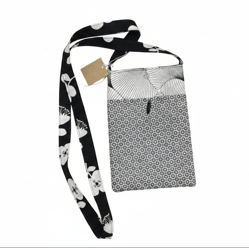 Pochette Téléphone en Tissu – Noir & Blanc, Bandoulière Longue