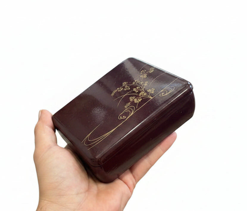 Boîte Laquée Motif Feuillage – Marron & Noir