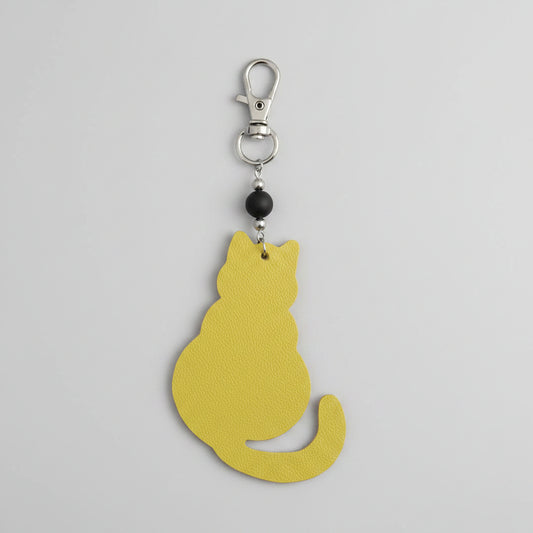 Bijou de Sac Chat – Motif Zèbre & Cuir Jaune