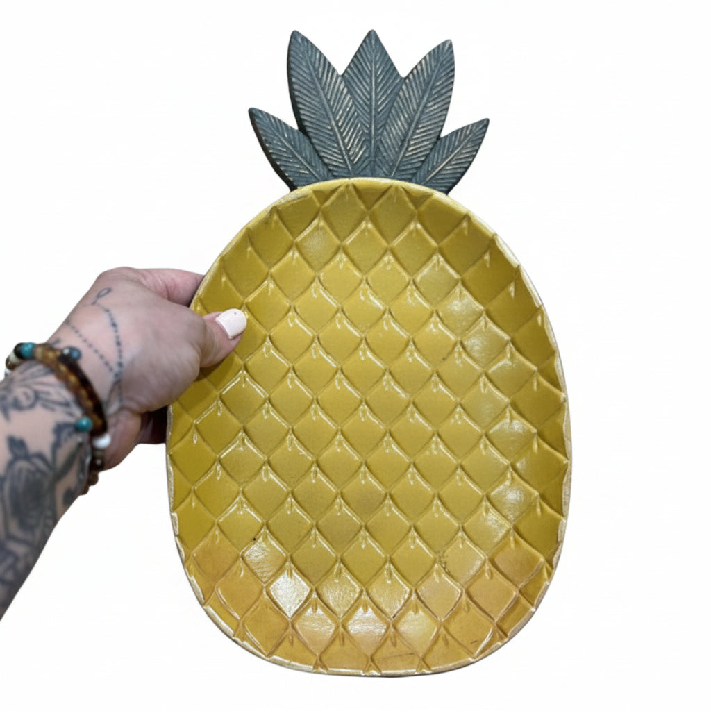 Plateau Décoratif Ananas Upcyclé – Curry, Vert & Reflets Bronze