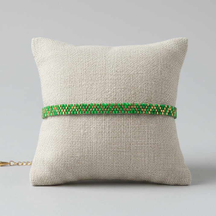 Bracelet tissé perles Miyuki – Vert & doré, motif graphique, taille réglable