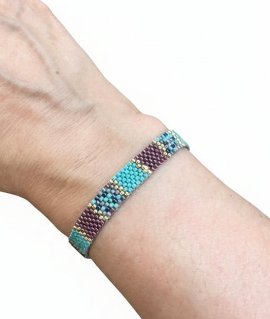Bracelet Tissé à Rayures Agatha – Perles Miyuki Dorées & Turquoise