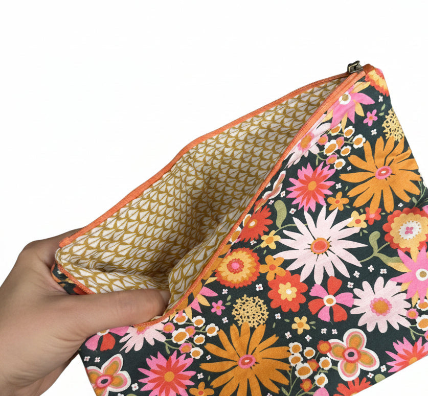 Grande Pochette en Coton Fleuri & Fleur en Cuir Irisé