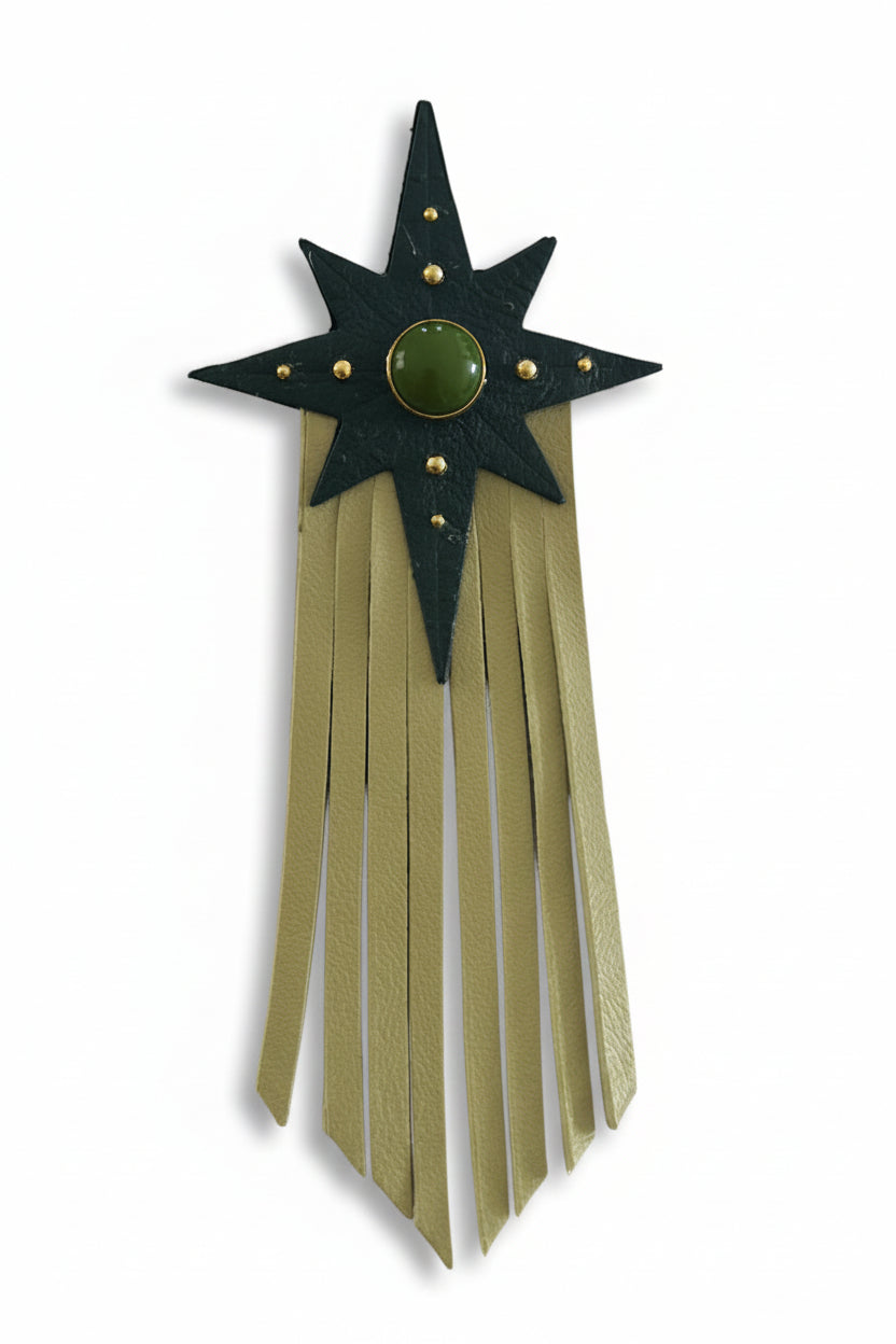 Broche Filante en cuir – Vert amande