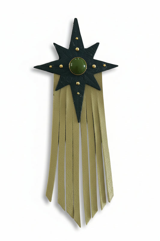 Broche Filante en cuir – Vert amande