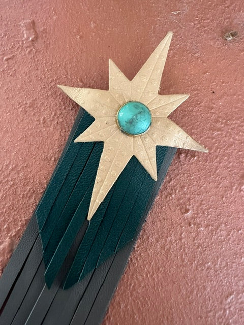 Broche Filante en cuir – taupe et camel