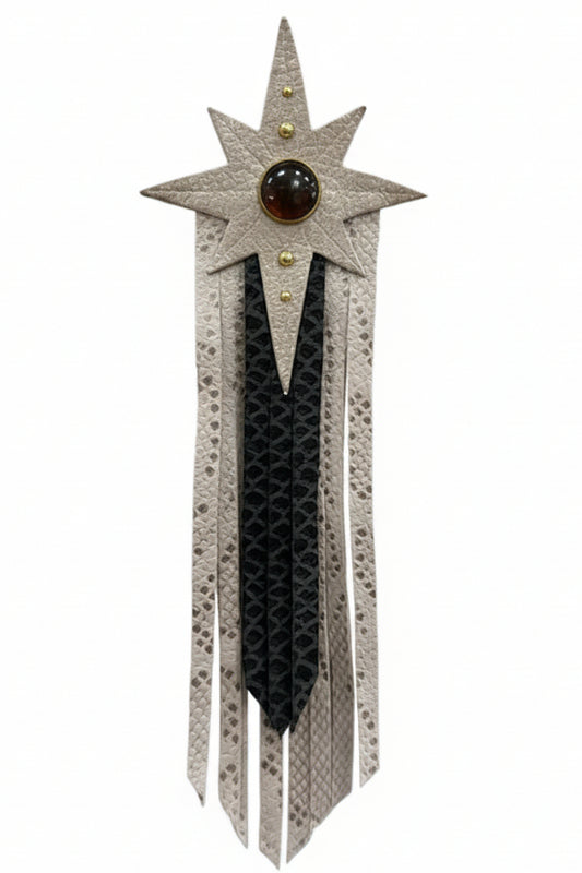 Grande Broche Filante en Cuir beige et noir – Étoile & Franges