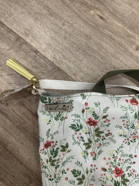 Tote bag fleuri avec bandoulière – Création artisanale