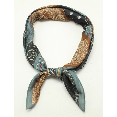 Grand Carré Jacquard Double Face