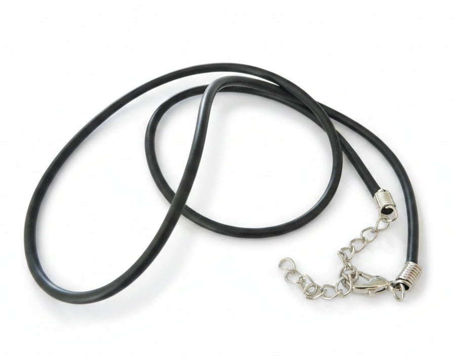 Collier Caoutchouc Noir & Acier Inoxydable – Fermoir Mousqueton | Base Pendentif