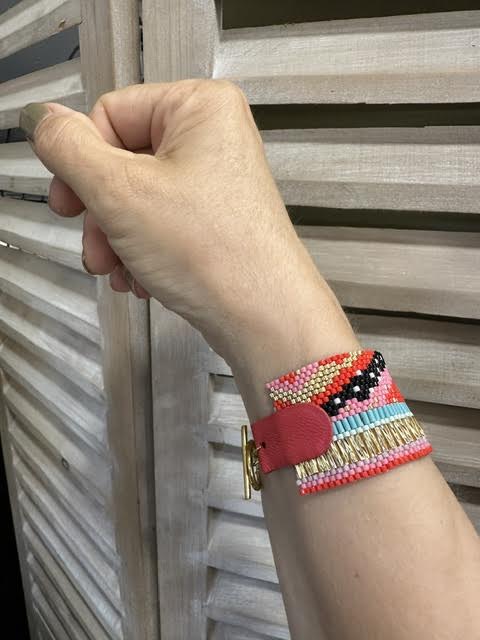 Gewebtes Manschettenarmband – Mehrfarbige Miyuki-Perlen