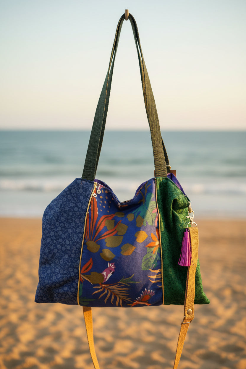 Tote bag artisanal – Tissu tropical, Liberty & pompon cuir