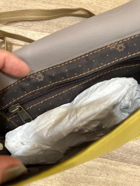 Sac Bandoulière en Cuir Jaune Moutarde & Empiècement Zèbre – Marque Saora